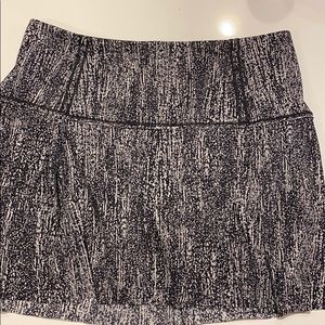 Lululemon Skirt Tall